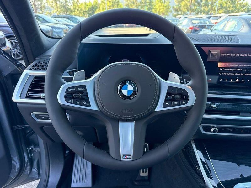 New 2027 BMW X7 xDrive40iImage 21