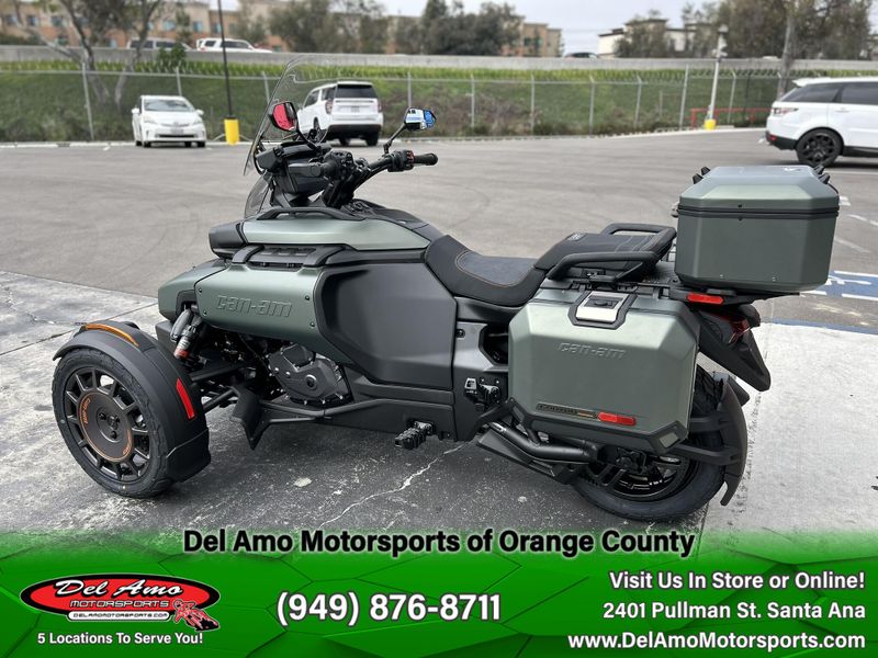 2025 Can-Am CANYON REDROCK Image 12