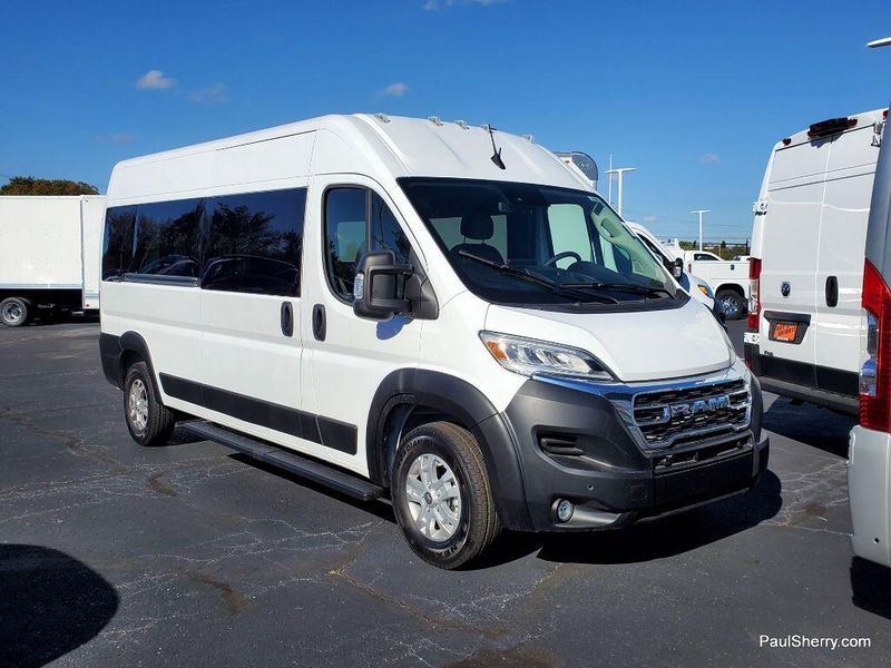 2024 RAM ProMaster 2500 Window Van Image 2