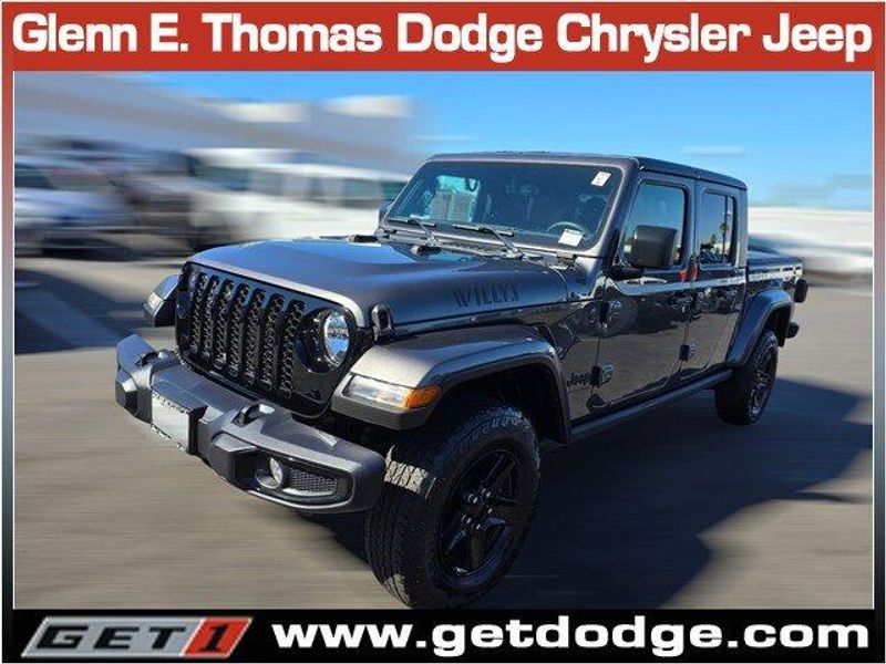 2023 Jeep Gladiator Sport photo 3