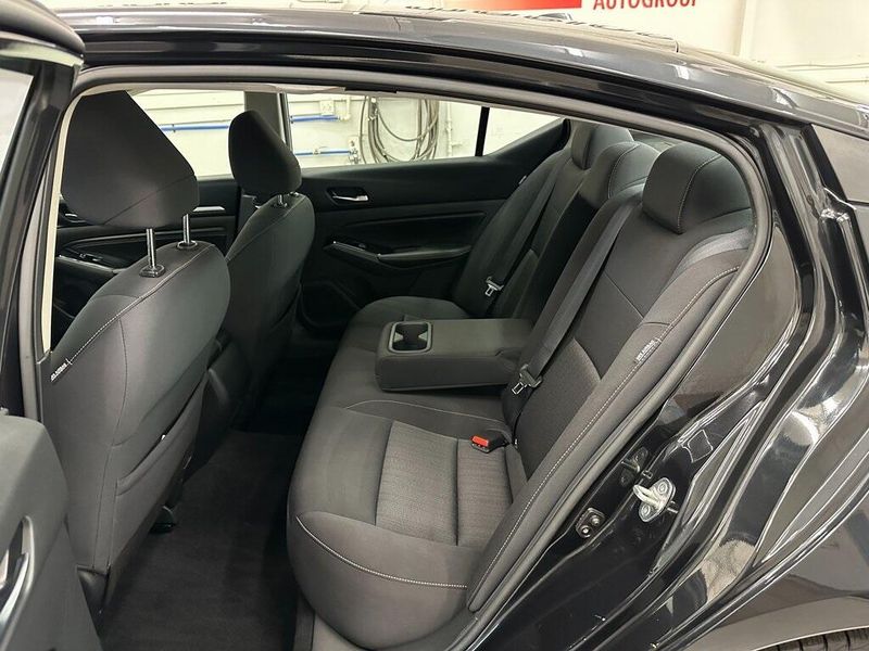 2021 Nissan Altima 2.5 SVImage 22