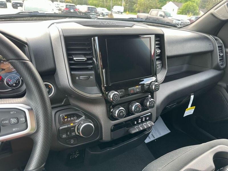 2025 RAM 1500 Tradesman Crew Cab 4x4 5
