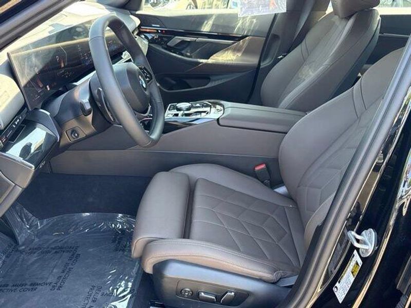 Used 2026 BMW 5 Series 530iImage 19