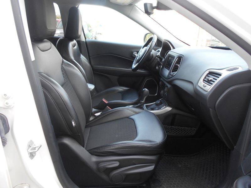 2020 Jeep Compass LatitudeImage 17