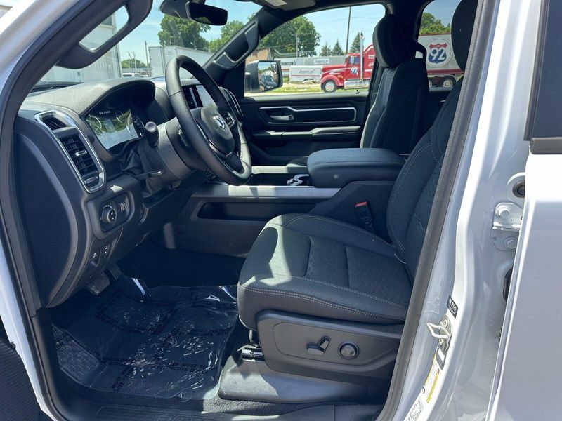 2025 RAM 1500 Big HornImage 14