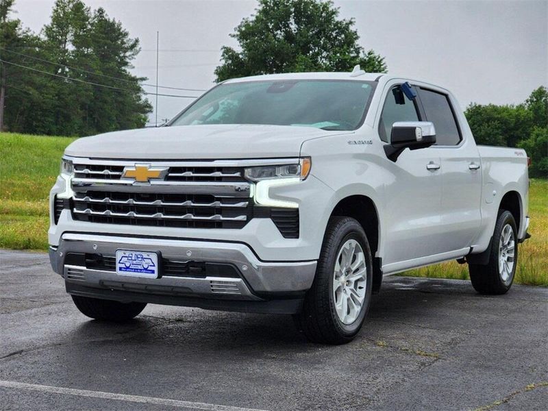 2023 Chevrolet Silverado 1500 LTZImage 2