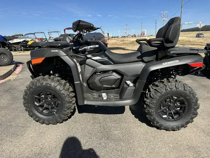 2025 CFMOTO CFORCE 600 TOURING NEBULA BLACK Image 3