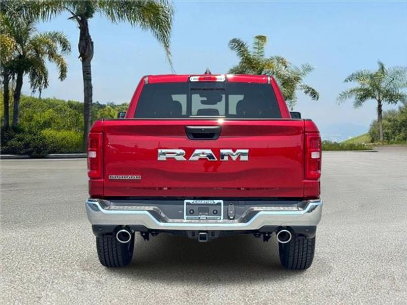 New 2026 RAM 1500 Big Horn Crew Cab 4x2 5'7' Box