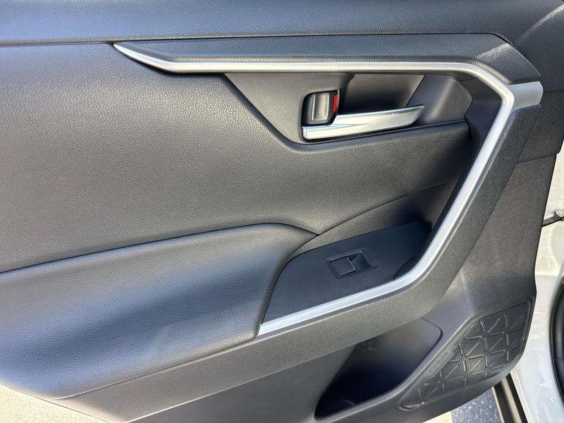 Used 2019 Toyota RAV4 XLE Premium FWD (Natl)
