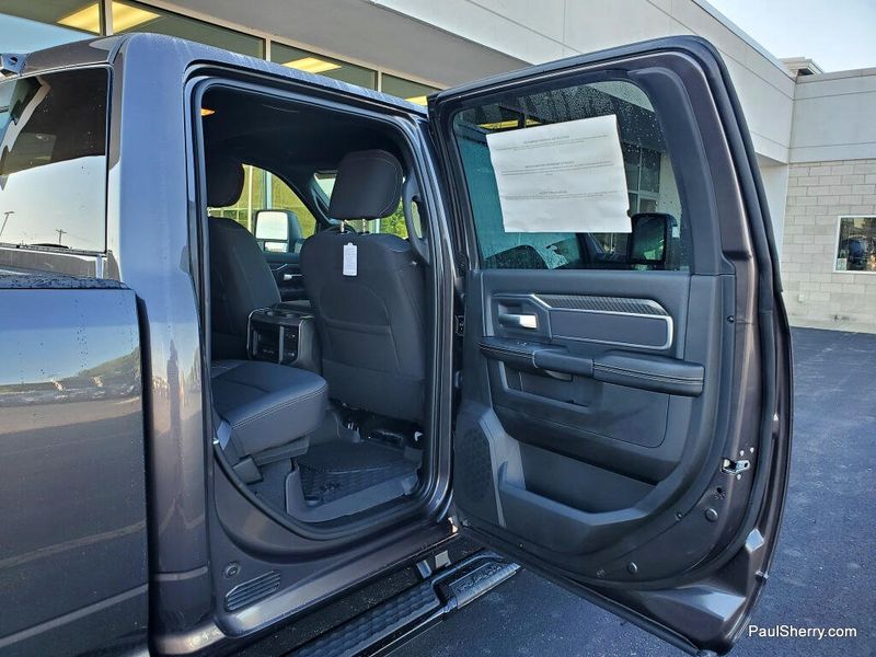 New 2026 RAM 2500 Big Horn Crew Cab 4x4 6'4' Box