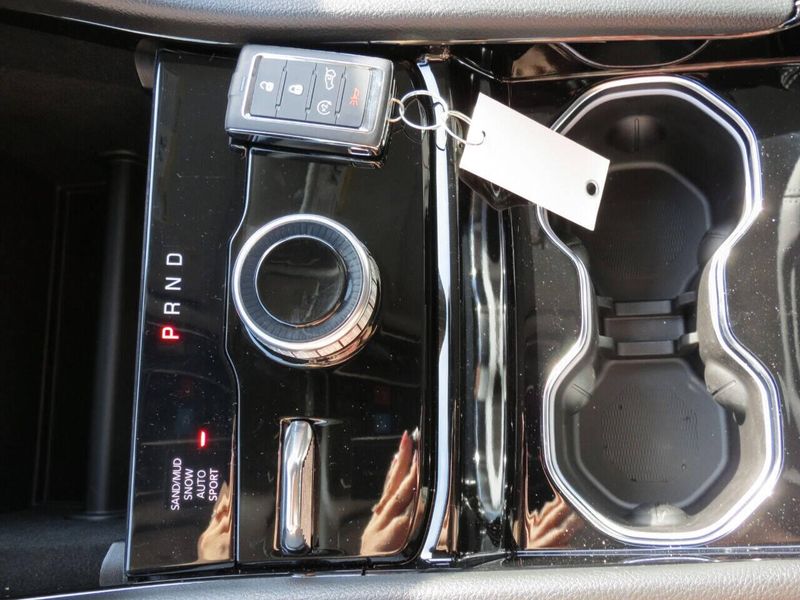 Used 2021 Jeep Grand Cherokee L Limited 4x4 4dr SUVImage 24