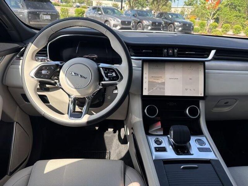 2026 Jaguar F-PACE R-Dynamic S