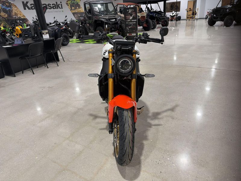 New 2026 Yamaha XSR900 Image 12