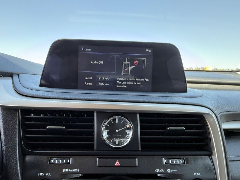 2022 Lexus RX 350Image 28