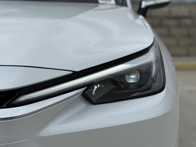 2025 Lexus TX Image 8
