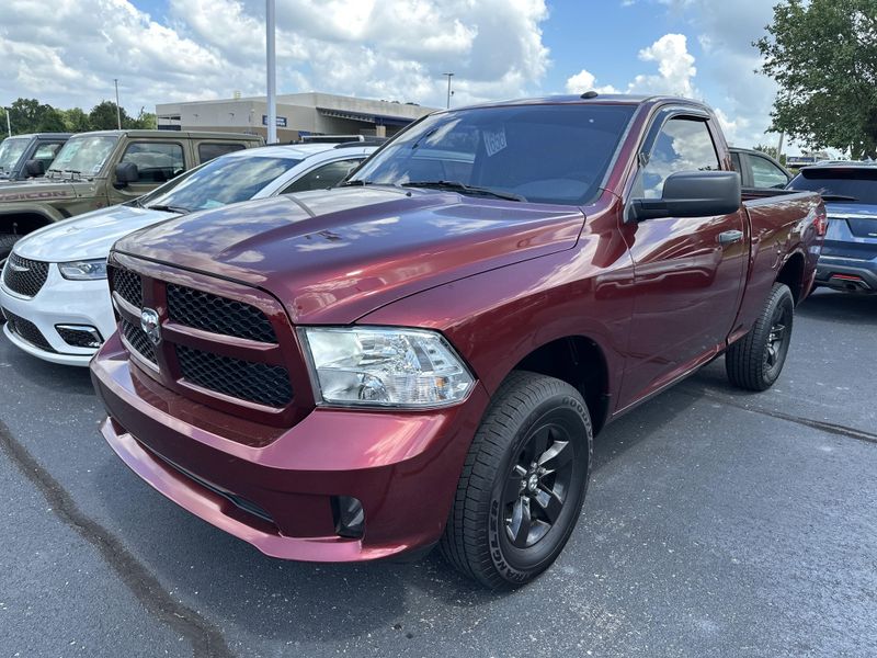 Used 2016 RAM 1500 ExpressImage 1