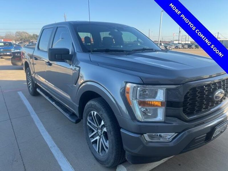 2021 Ford F-150 XLImage 1