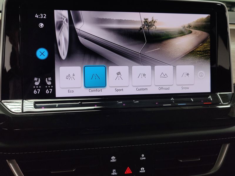 2025 Volkswagen Atlas SE AWD w/Technology PkgImage 26