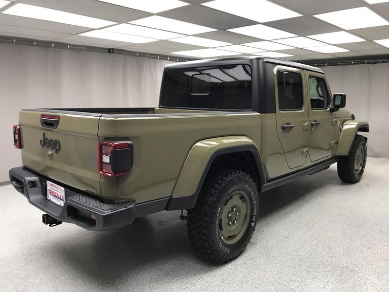New 2026 Jeep Gladiator Willys 