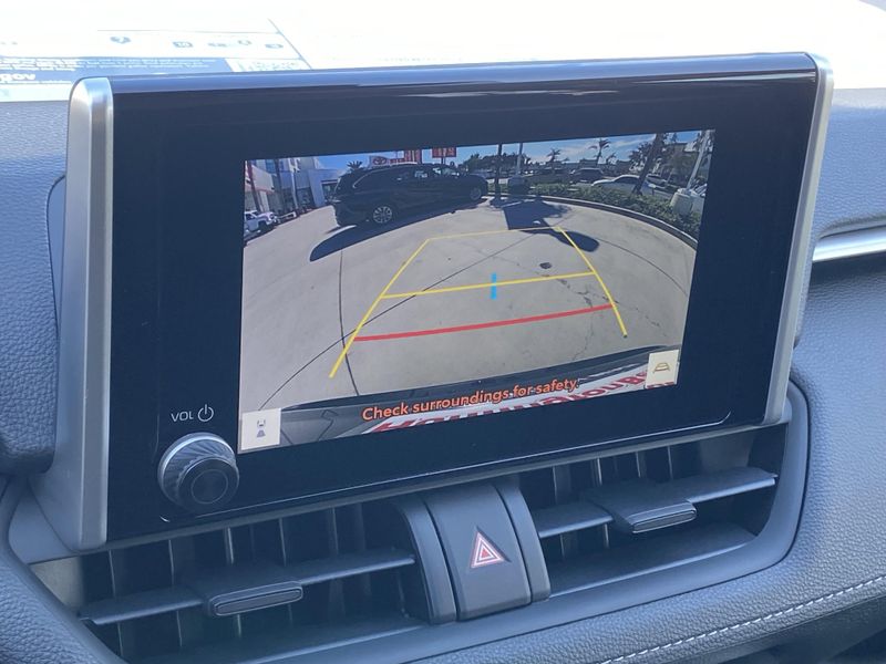 New 2025 Toyota RAV4 Hybrid XLEImage 16