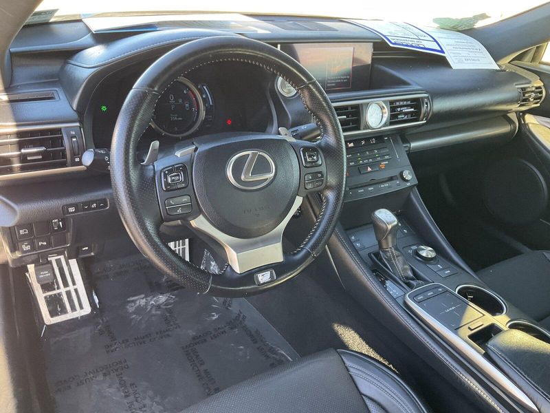 2018 Lexus RC 300Image 28