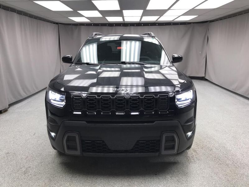 New 2026 Jeep Cherokee Limited 4x4Image 18