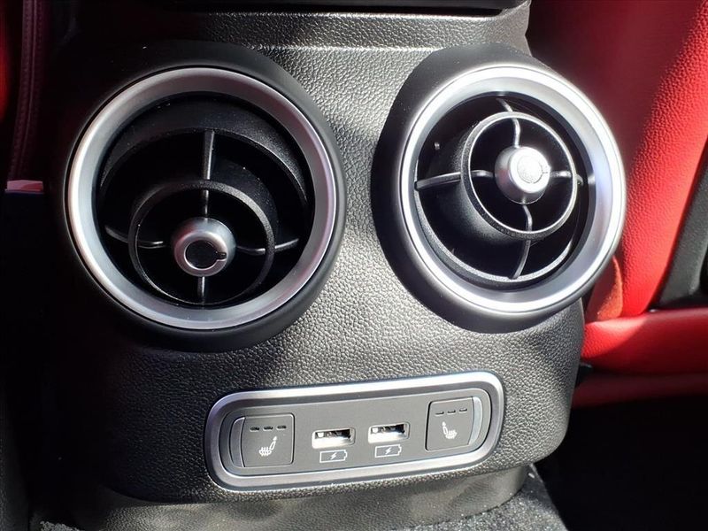 New 2026 Alfa Romeo Giulia VeloceImage 13