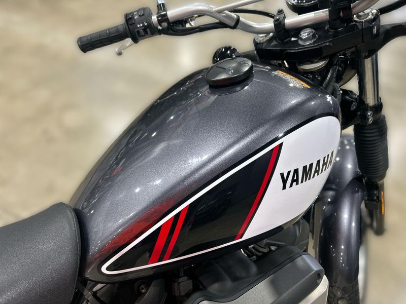 Used 2017 Yamaha SCR950 Image 22