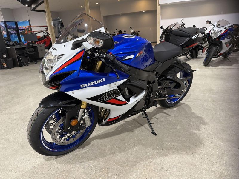 New 2026 Suzuki GSX-R750Z 40TH ANNIVERSARY EDITION Image 13