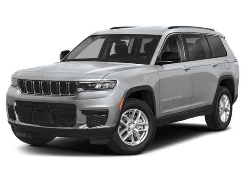 2025 Jeep Grand Cherokee L Laredo X 4x4Image 1