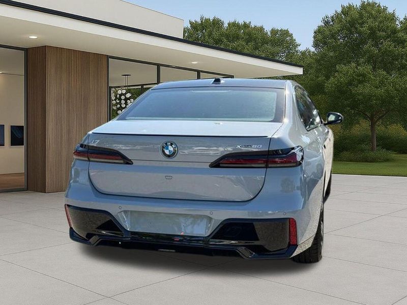 Used 2023 BMW i7 xDrive60Image 9
