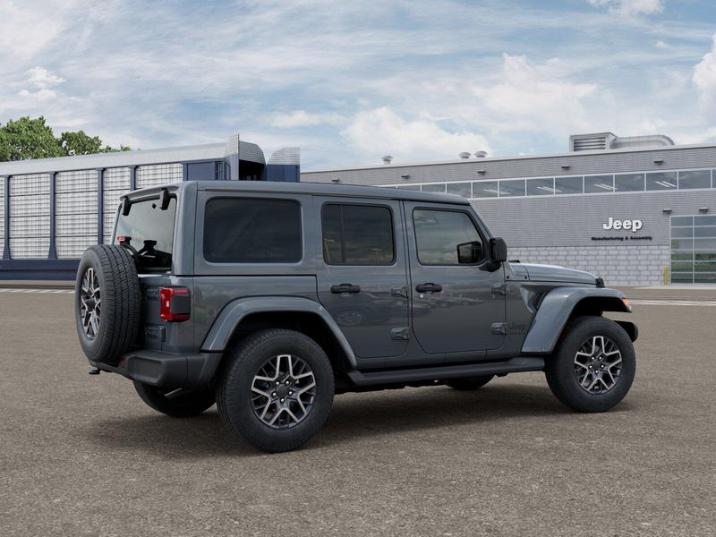 New 2026 Jeep Wrangler 4-door SaharaImage 2
