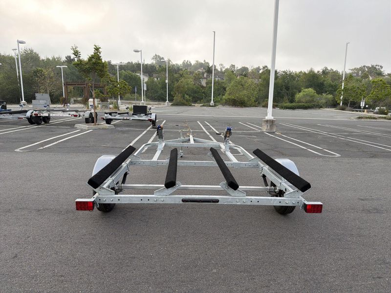 New 2023 Sea Doo MOVE II GAL Image 14