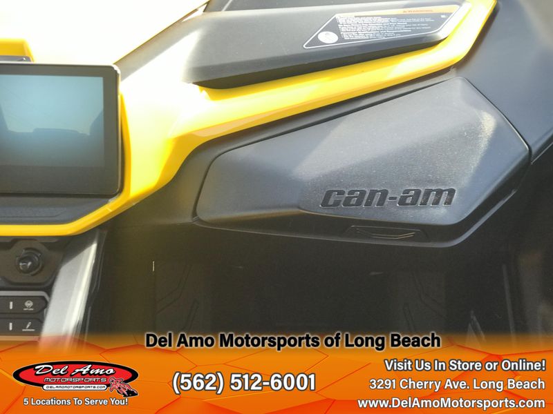 2025 Can-Am MAVERICK R MAX X RS WITH SMART-SHOX 999T DCTImage 14