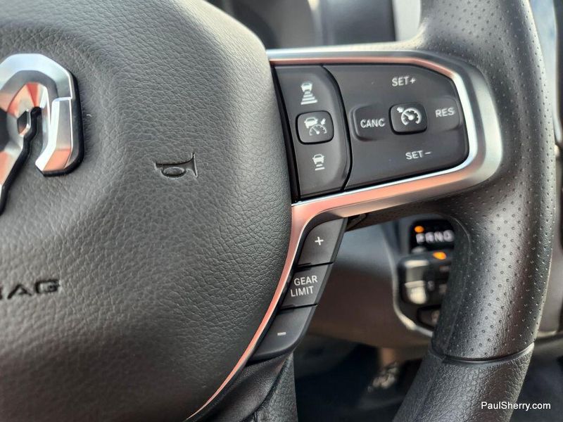 New 2026 RAM 1500 Tradesman Crew Cab 4x4 5'7' Box