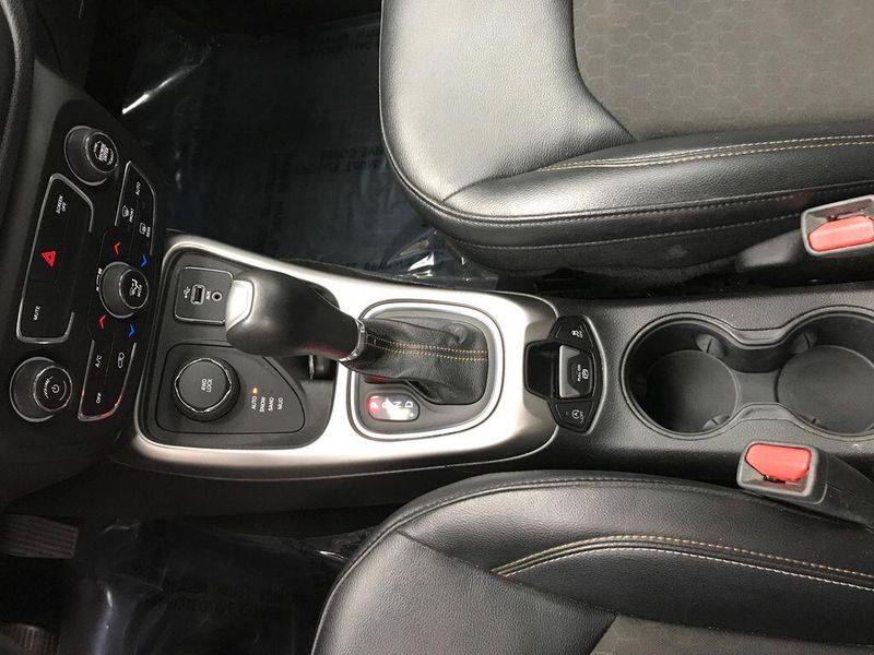 Used 2017 Jeep New Compass LatitudeImage 6