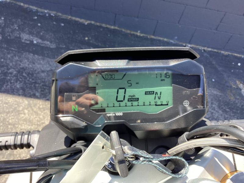 New 2025 BMW G 310 R 