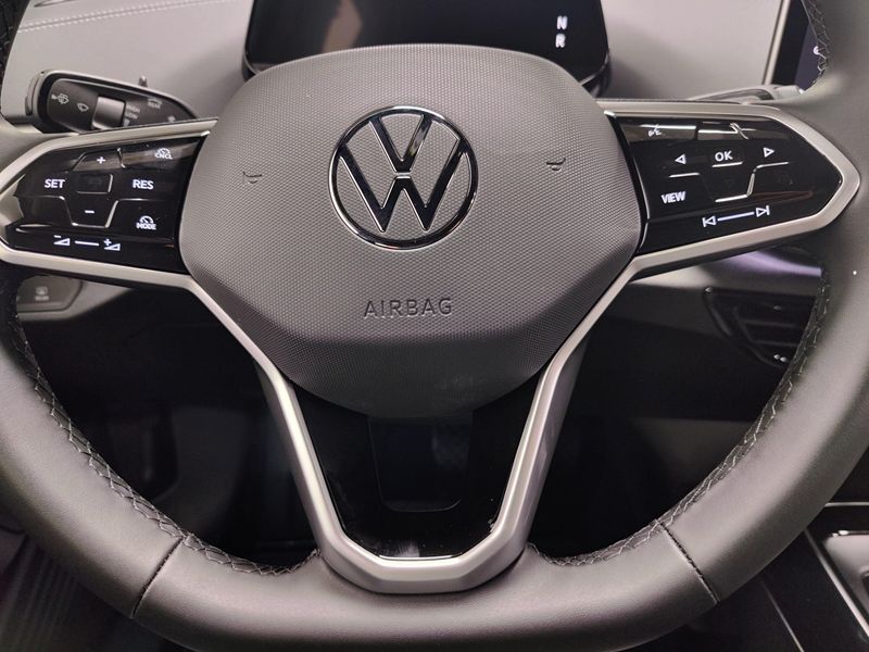Used 2025 Volkswagen ID.4 Pro AWD 82kW Long RangeImage 26