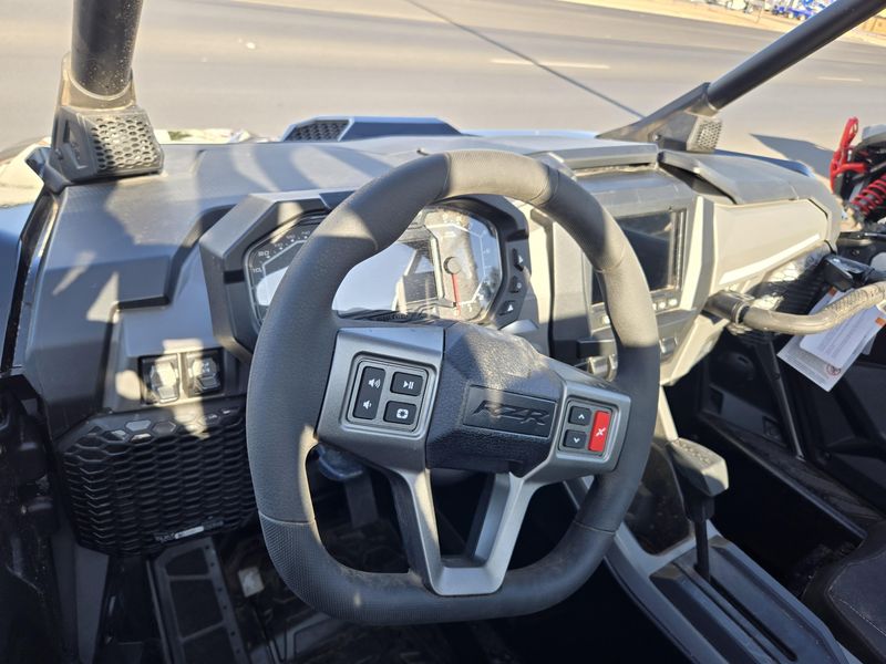 2025 Polaris RZR PRO XP ULTIMATE ONYX BLACK Image 13