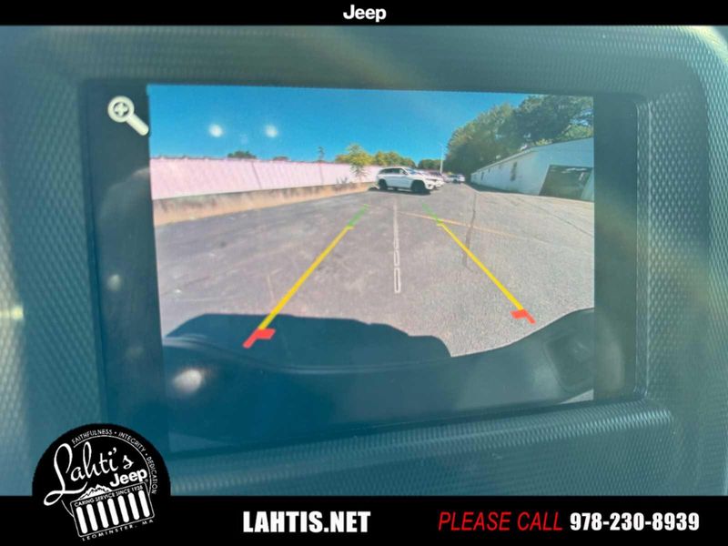 2021 Jeep Gladiator Sport S photo 17