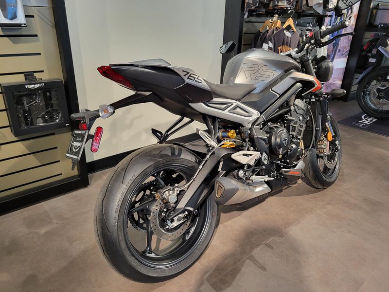 2025 Triumph STREET TRIPLE RS 