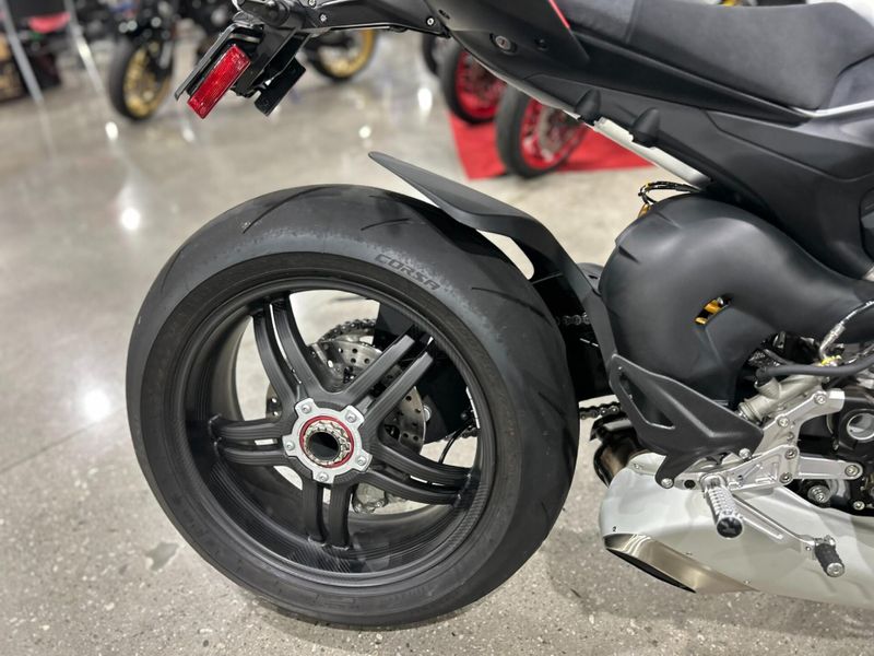Used 2025 Ducati STREETFIGHTER V4 SP2 Image 35