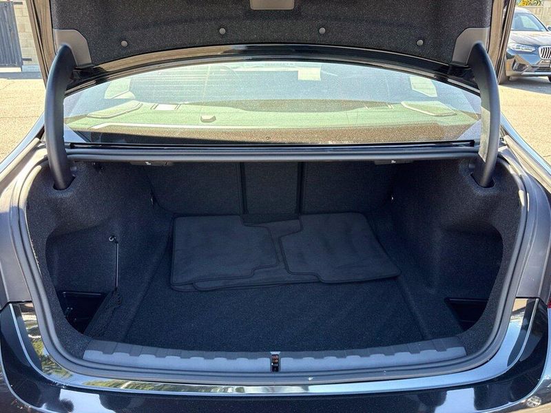 Used 2026 BMW 3 Series 330iImage 16