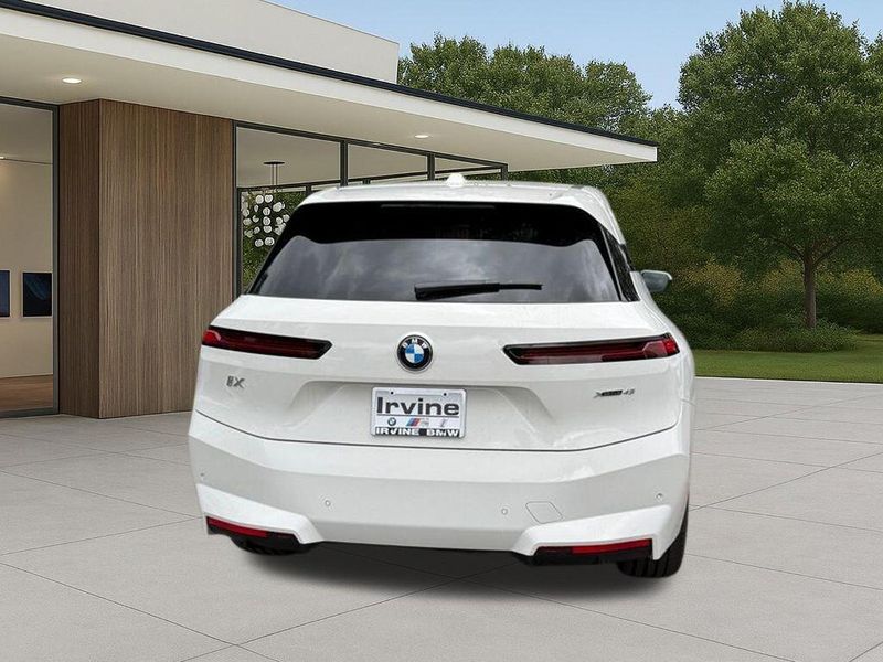 New 2026 BMW iX xDrive45Image 9