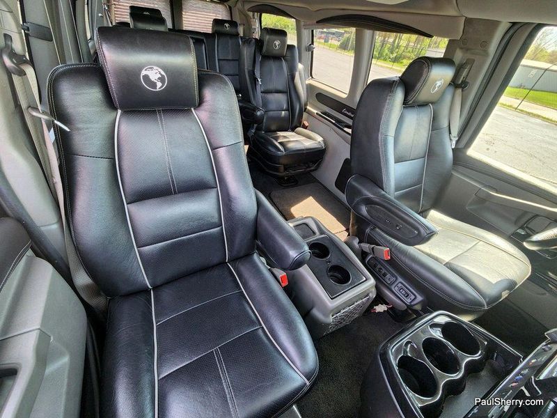 2019 Chevrolet Express 2500 Image 41