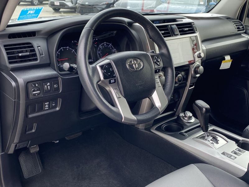 Used 2022 Toyota 4Runner SR5 PremiumImage 15