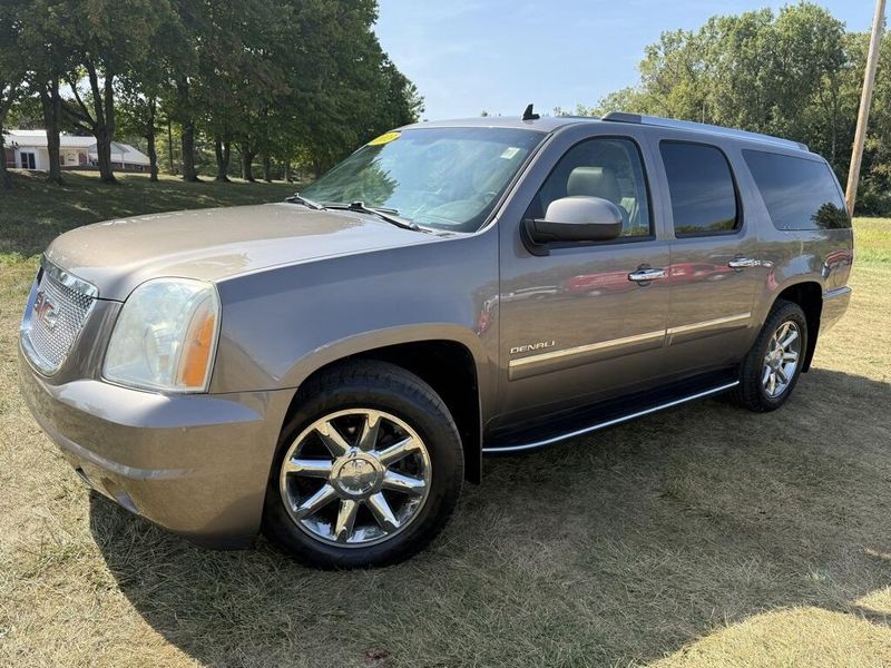 2013 Gmc Yukon XL 1500 Denali photo 7