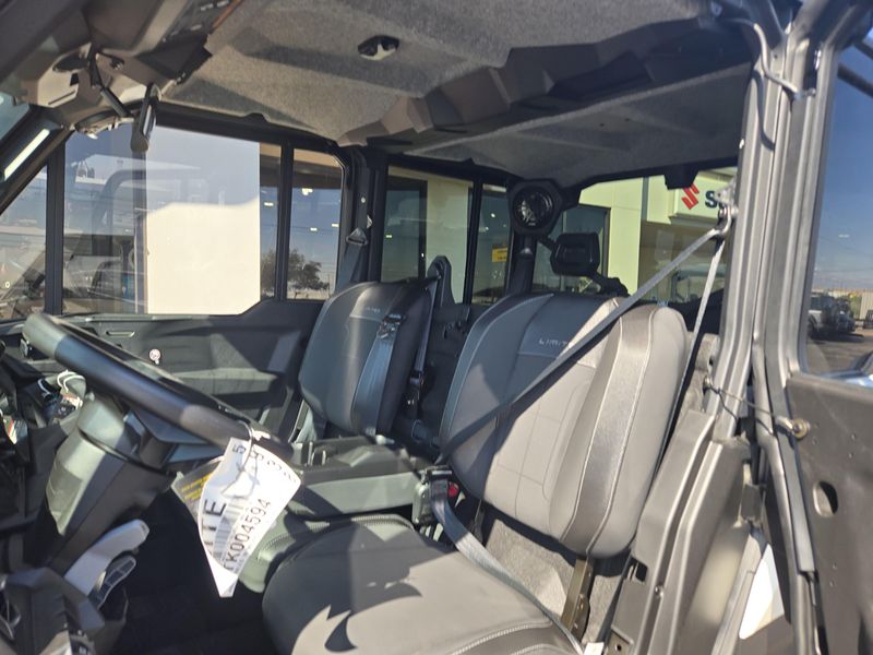 NEW 2026 CAN-AM DEFENDER MAX LIMITED CAB HD11 Image 16