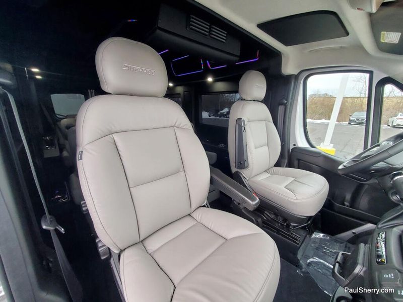 New 2026 RAM Promaster 2500 Slt+ Window Van High Roof 159' Wb