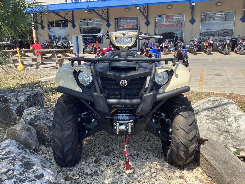 2024 Yamaha KODIAK 700 EPS SE DESERT TAN AND MIDNIGHT BLUEImage 10